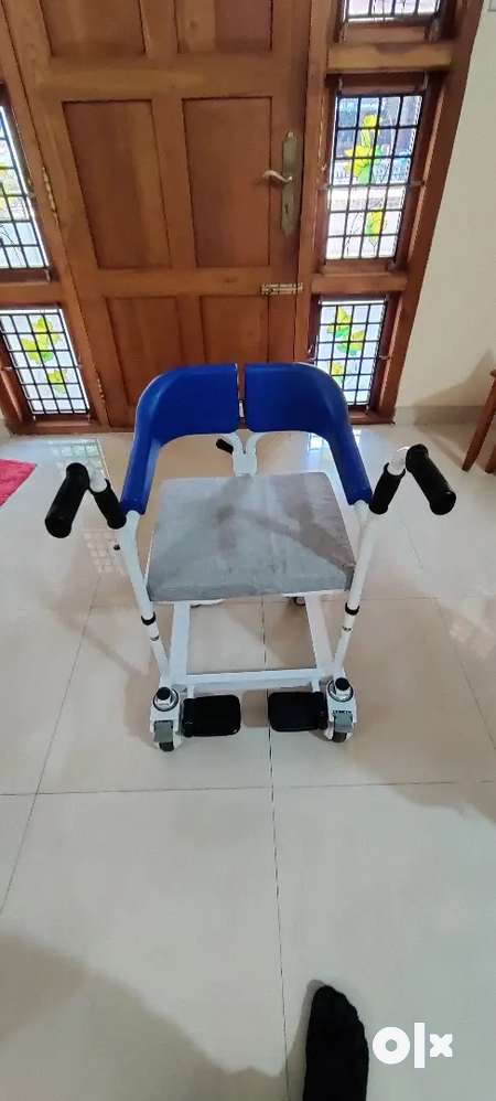 Height Adjustable Commode Patient Lifter Transfer chair