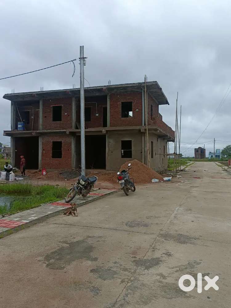 तैयार डुप्लेक्स बहुत ही किफायती कीमत पर