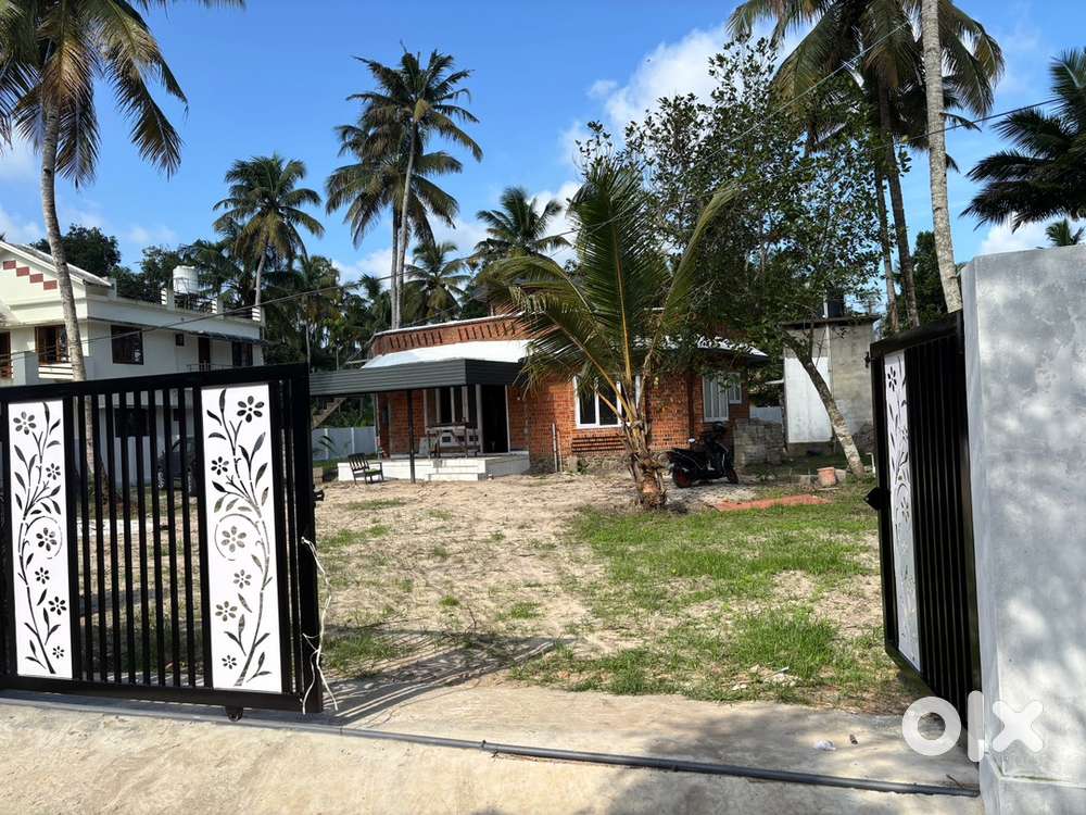 House for rent near National Highway Pathiyoor