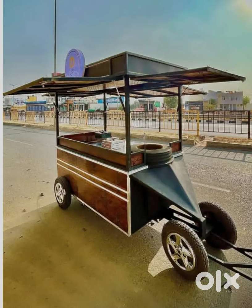 Food cart with tandoor
