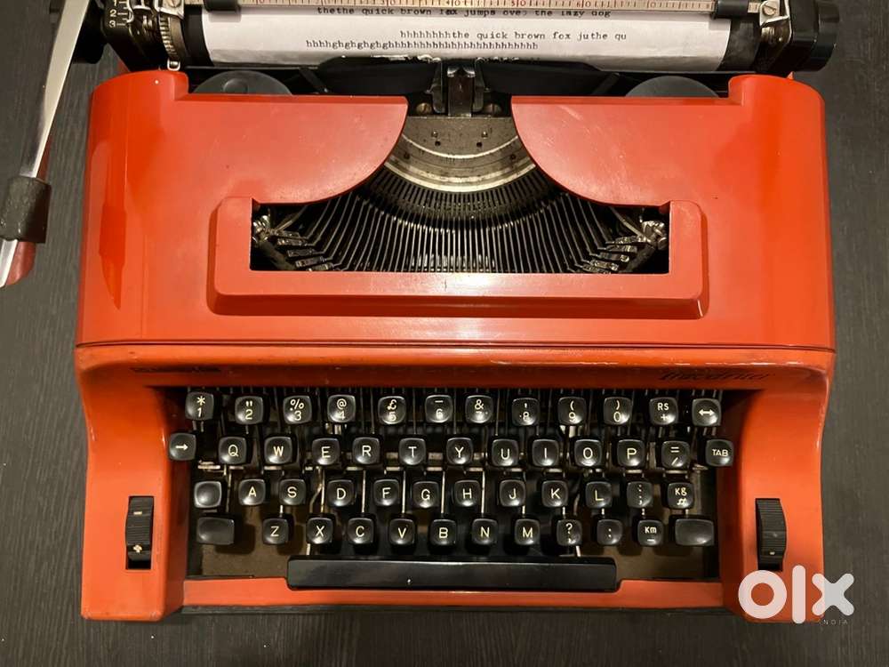 Remington Travelriter antique typewriter
