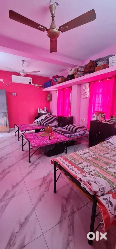 3 Sharing girl's PG near Jadavpur-Baghajatin