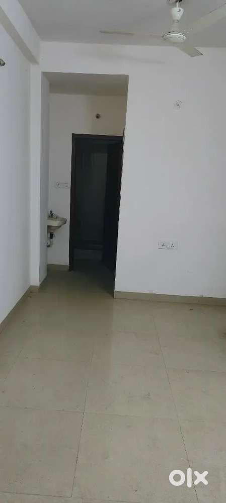 1 St floor flat no 102