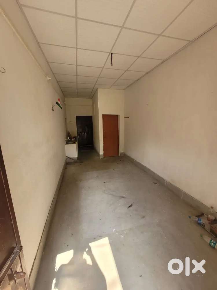 Asbestos house at rent