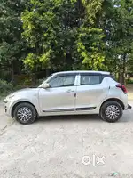 Maruti Suzuki Swift LXI Optional-O, 2019, Petrol