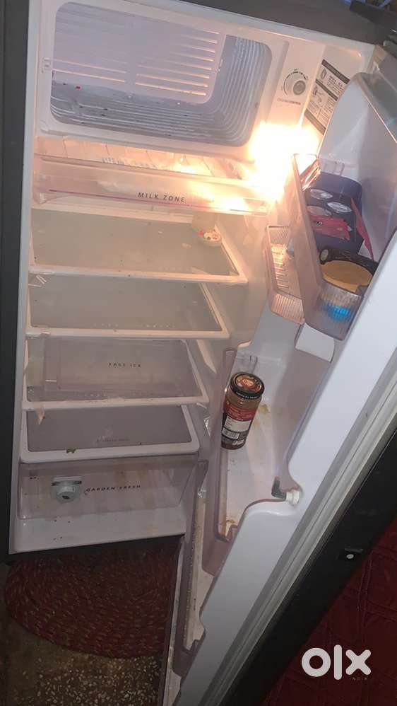 Whirlpool refrigerator