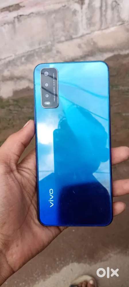 Vivo y20 phone selling
