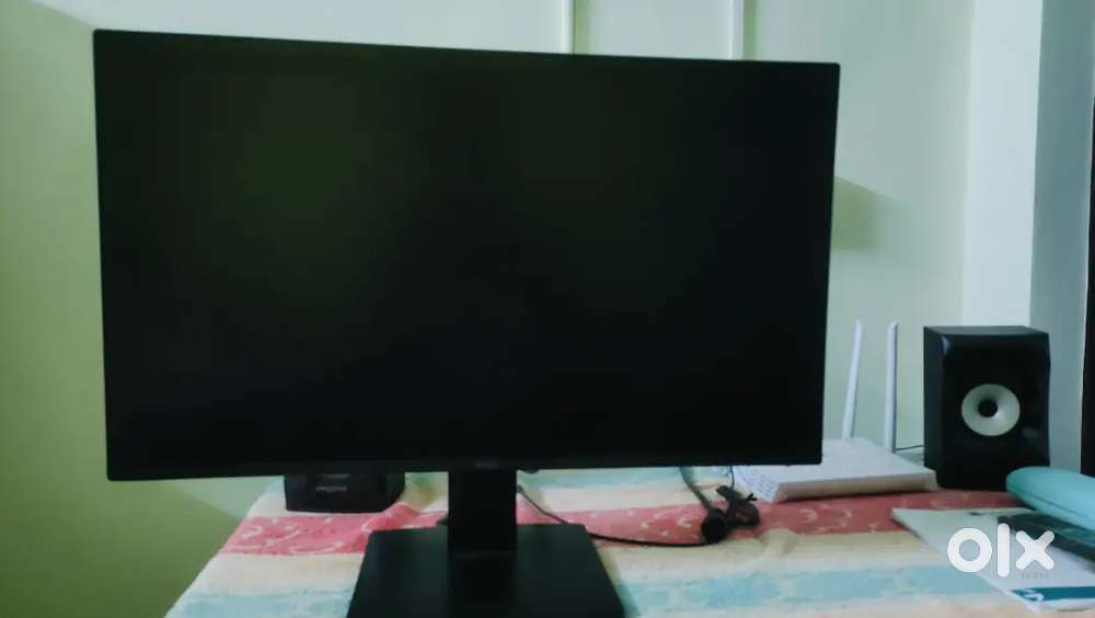 Benq 24inch 100hz (3month old) monitor with 3YEAR WARRANTY