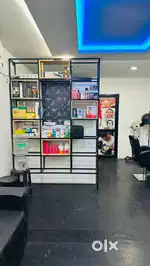 Shop sale or rend 200000 wit.