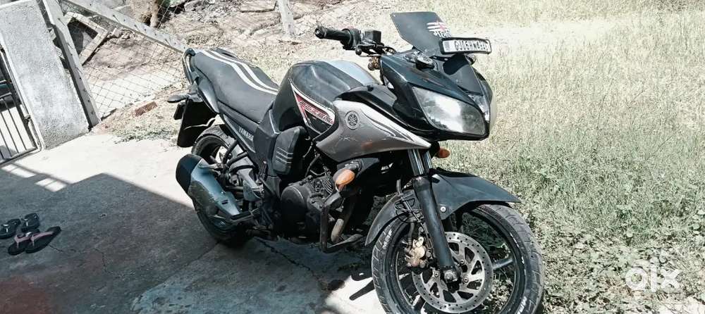 Urgently Sell Yamaha Fazer at low price