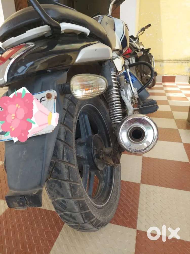 V15 Bajaj Bike Mini Bullet