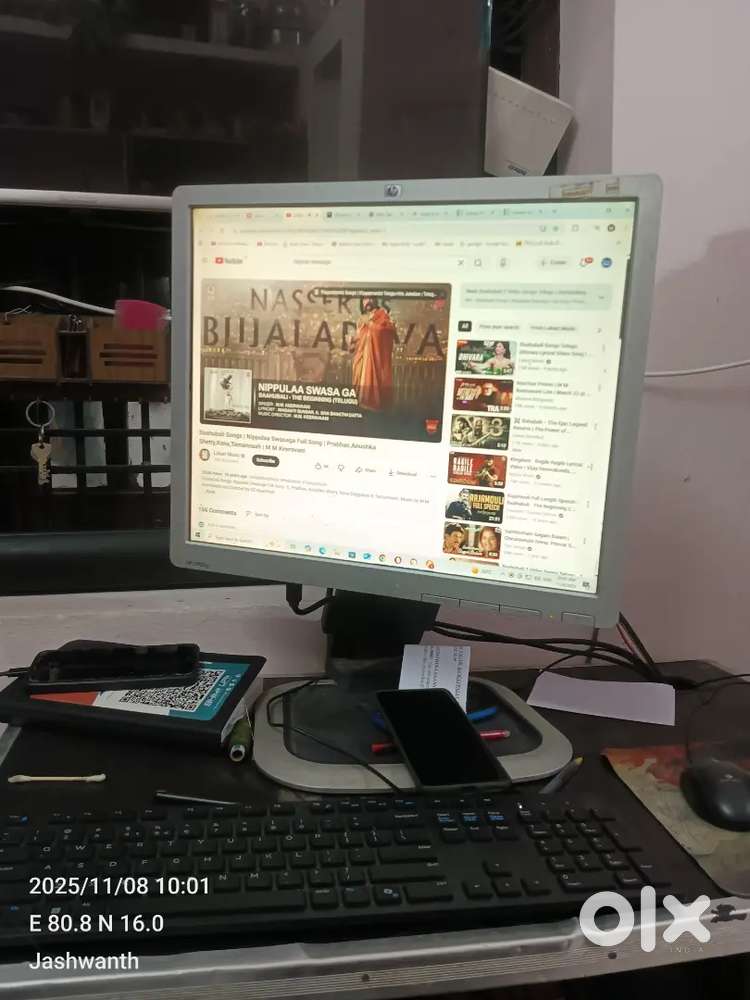 HP Compaq 19 inch LCD monitor