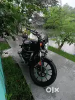 Single hand bike. Super condition. All papers ok .