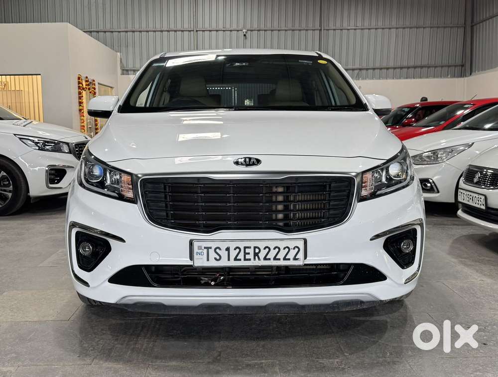 Kia Carnival Premium, 2021, Diesel