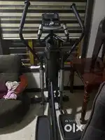 WC 505 Low Impact Elliptical Trainer