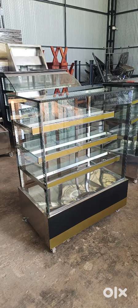 DISPLAY COUNTER USED BAKERY HOTEL EQUIPMENTS