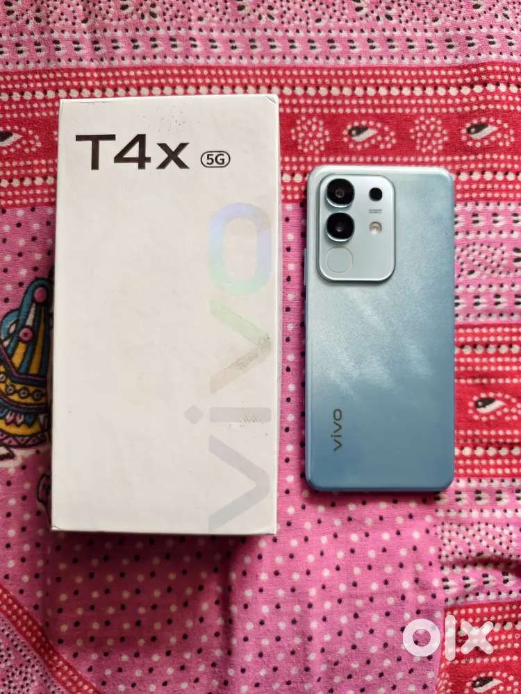 Vivo T4x 6/128gb under warranty