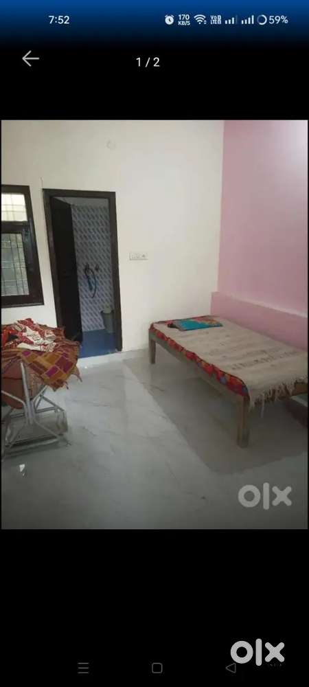Room on rent