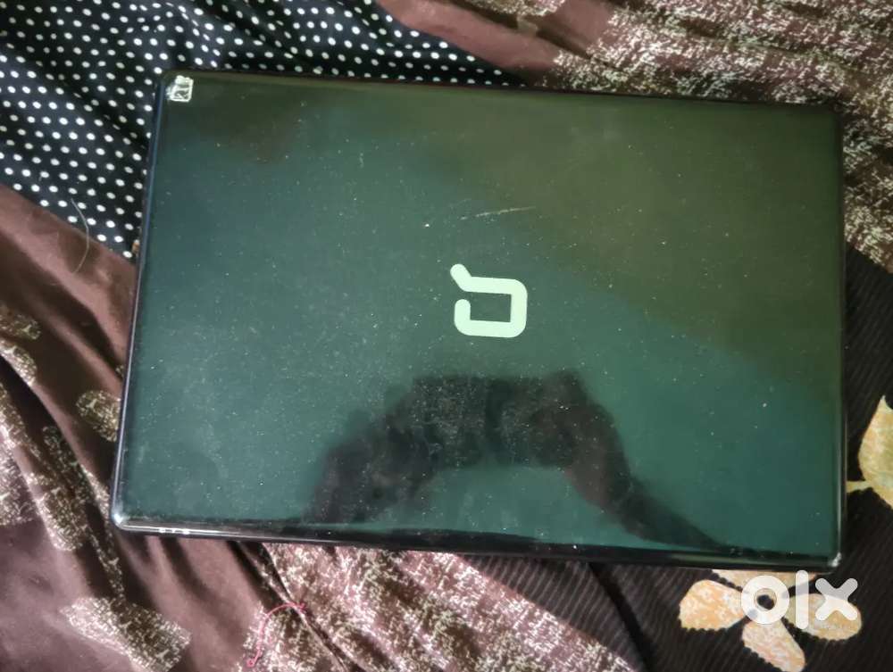 Compaq Window 7 Laptop in Mint condition
