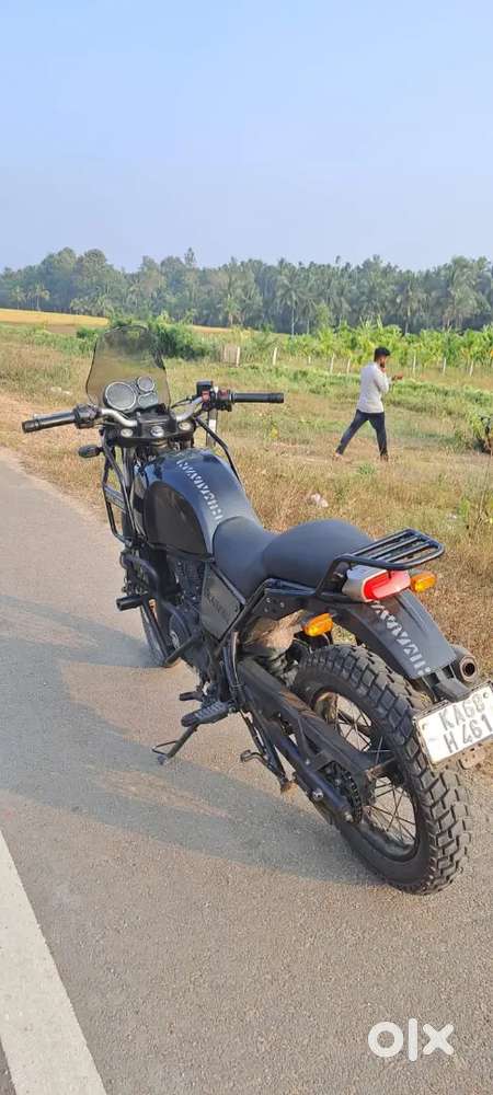 Third owner fresh insurance back tyre pressure battery new