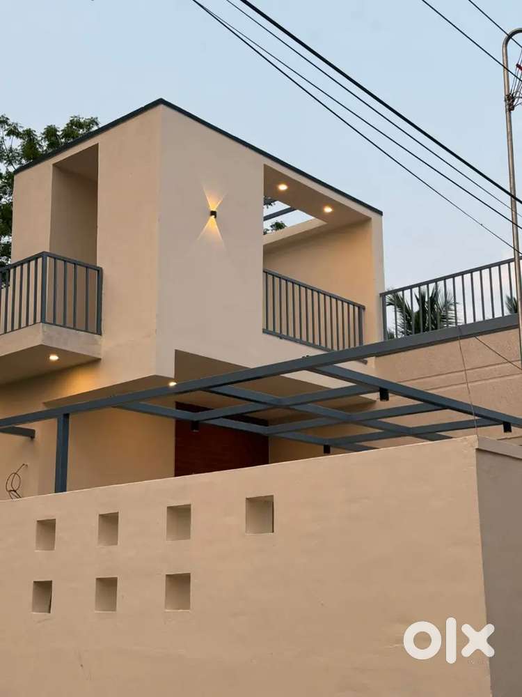 4 cents 2 bhk house for sale in thiyagaraja nagar