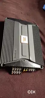 JBL 4 CHANNEL AMPLIFIRE