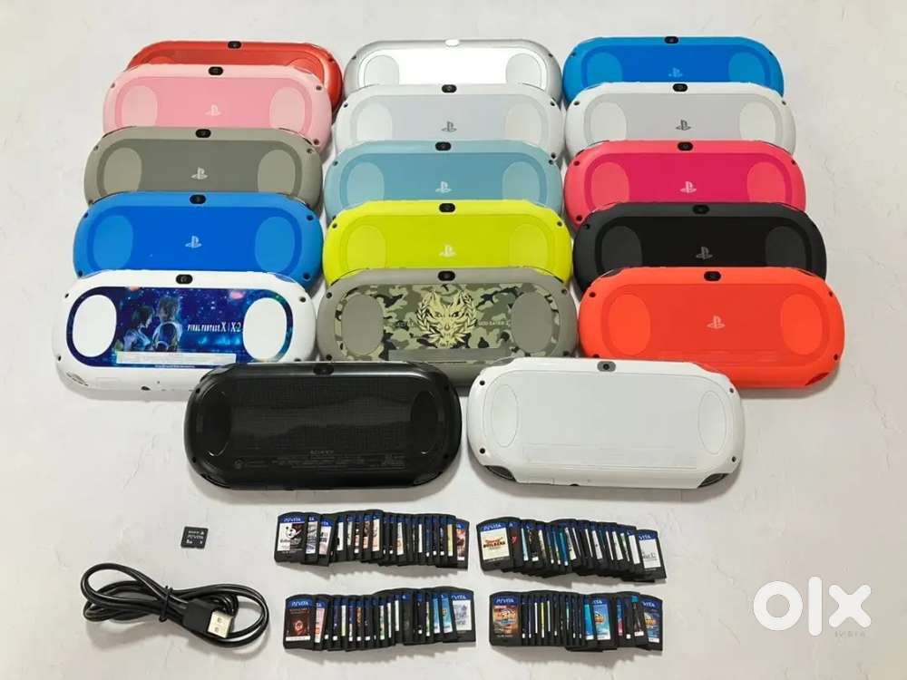 Sony PS Vita PCH-2000 Console with charger /