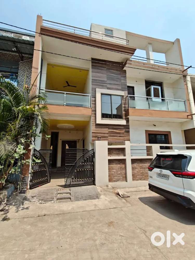 4 bhk ready to move house for sale, near vidhansabha chowk