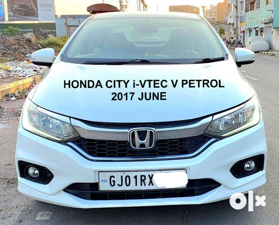Honda City 1.5 V 4TH GEN i-VTEC MT, 2017, Petrol