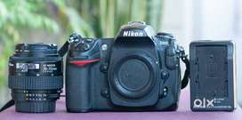 Nikon D300 Professional DSLR with Nikon 35-70 Lens Excellent