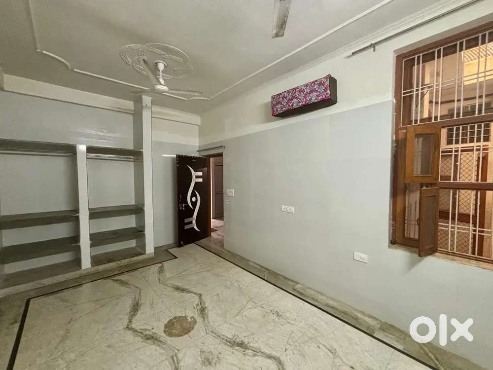 2 bhk portion near command, khatipura