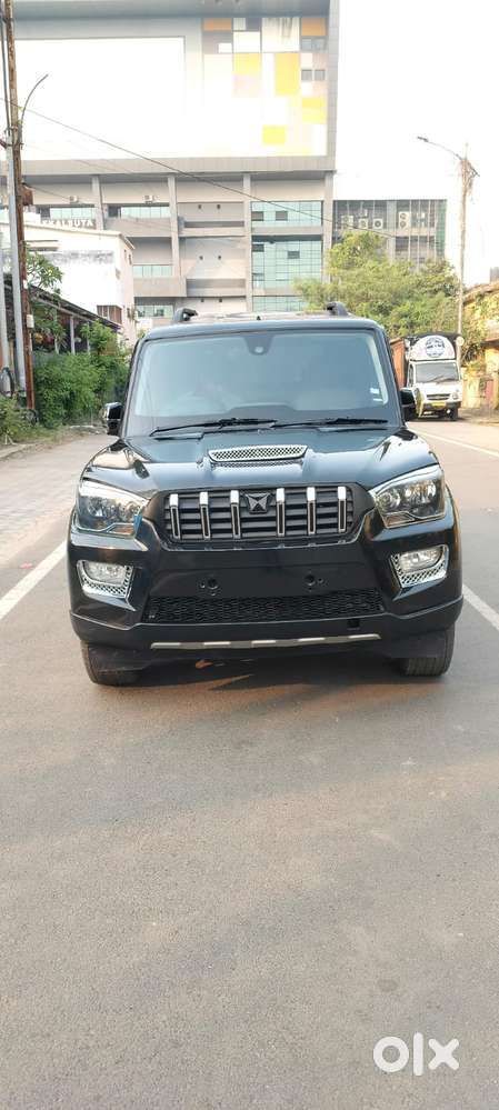 Mahindra Scorpio S10, 2015, Diesel