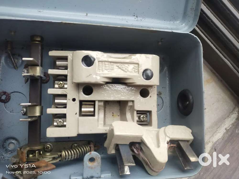 Flora Main Switch for electricity