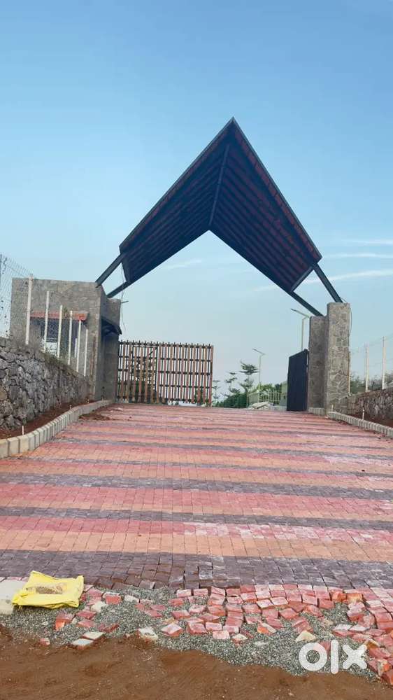 Farm land near Pollachi road othakalmandapam