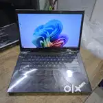 Lenovo i5 6th gen / 8gb ram / 256 ssd.