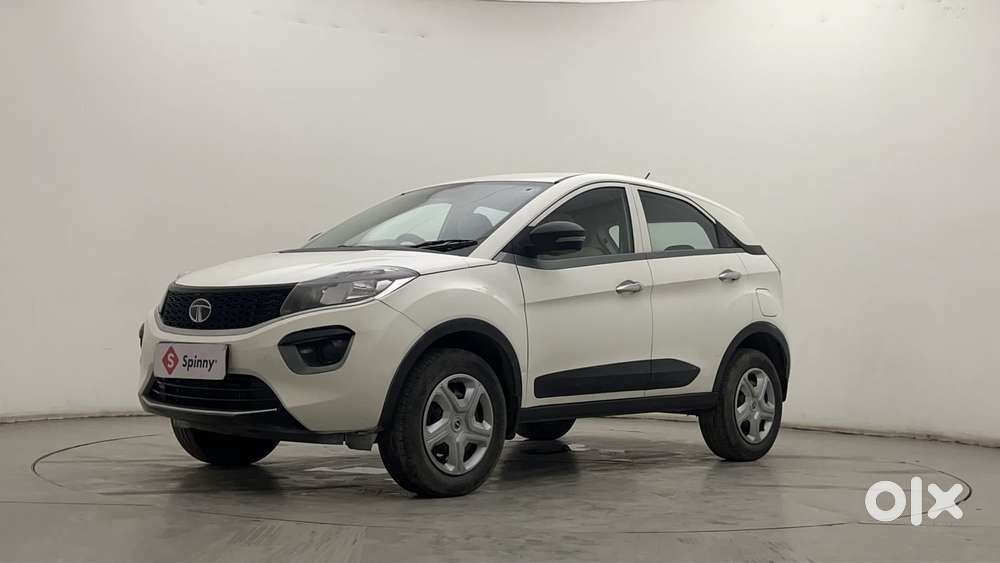Tata Nexon 1.2 Revotron XMA, 2018, Petrol