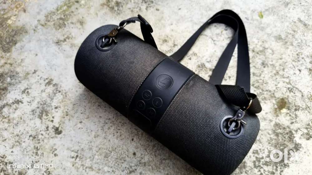 Boat stone 1208 bluetooth speaker