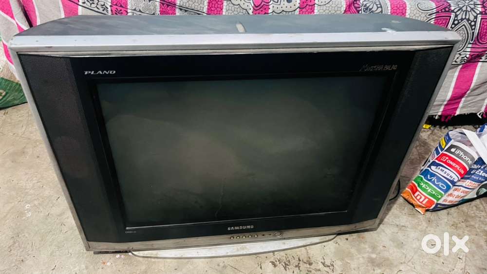 CRT TV in working condition