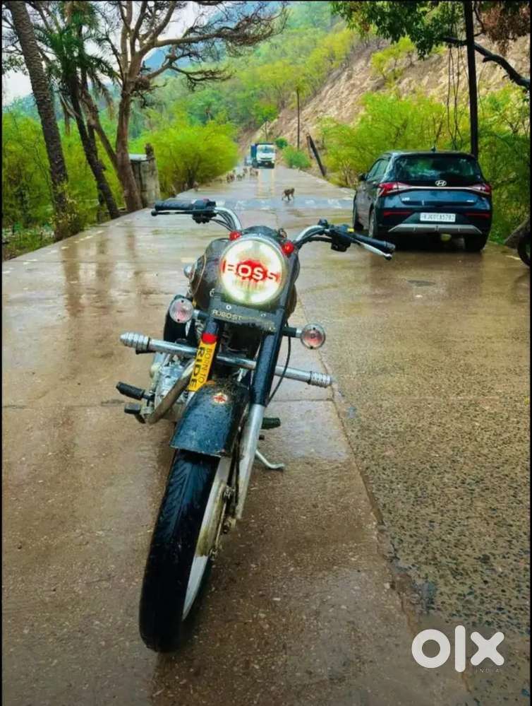 Bullet standard 350 bs4  2 owner good condition