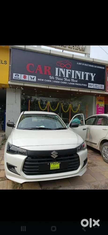 Gurgaon company m ertiga gaadi hai pick drop service