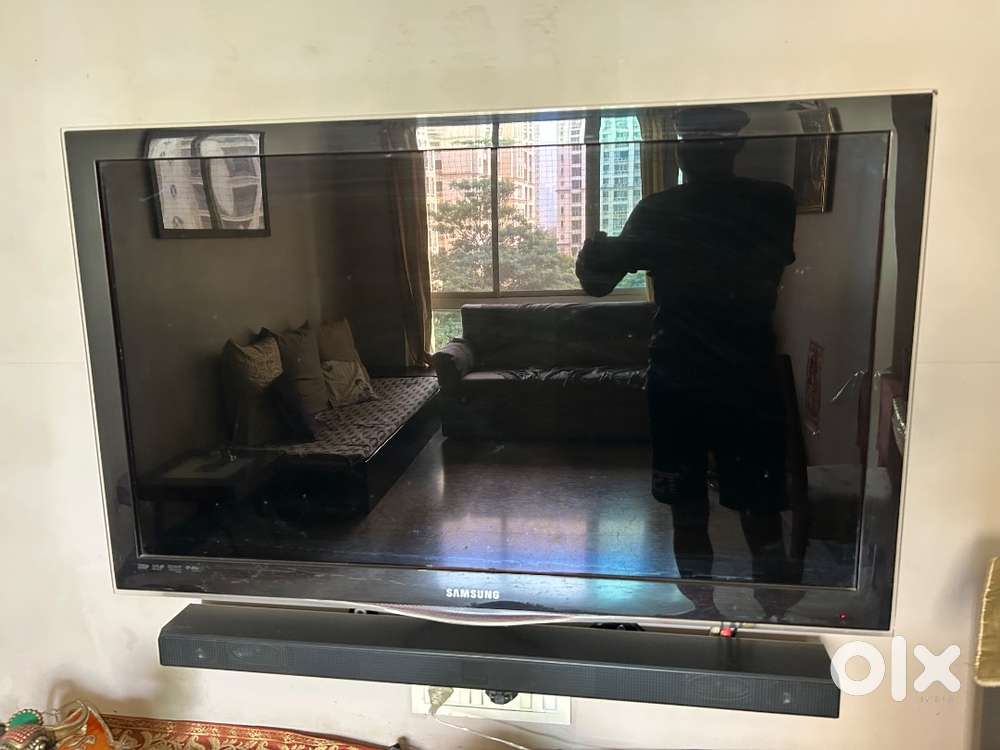 40” LCD TV