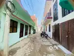 2kamre ka makan h ak hal b h ak kichten mahraba palace ke samne gali m