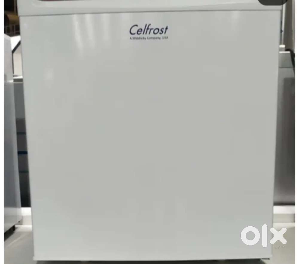 Celforst  fridge new hai 1 month use hai