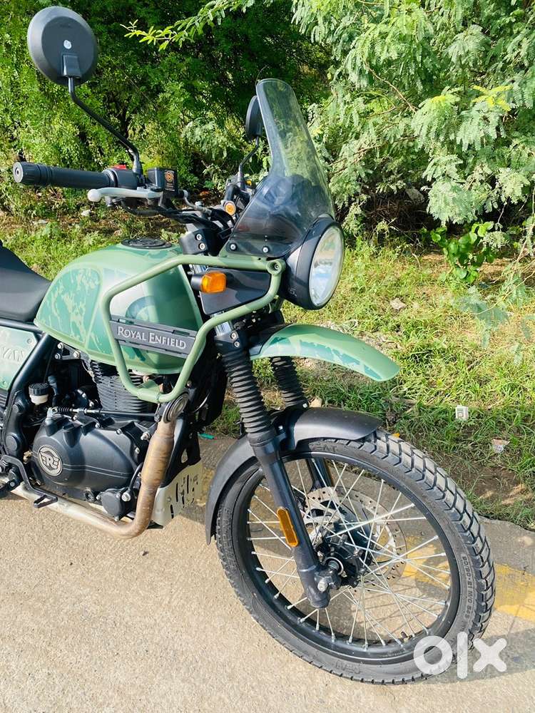 Royal Enfield Himalayan pine green edition