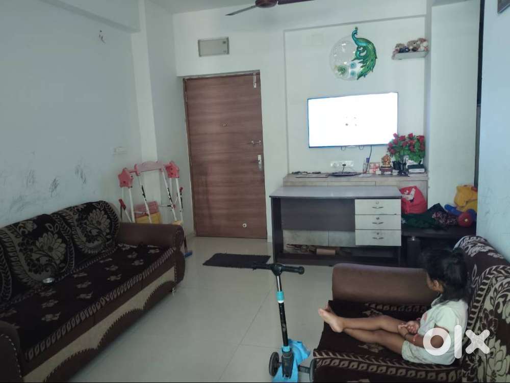 Semi Furnished 3 Bhk Flat Available For Rent In Chandkheda