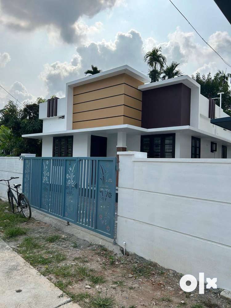 Newly constructed 2 bhk house, north paravur