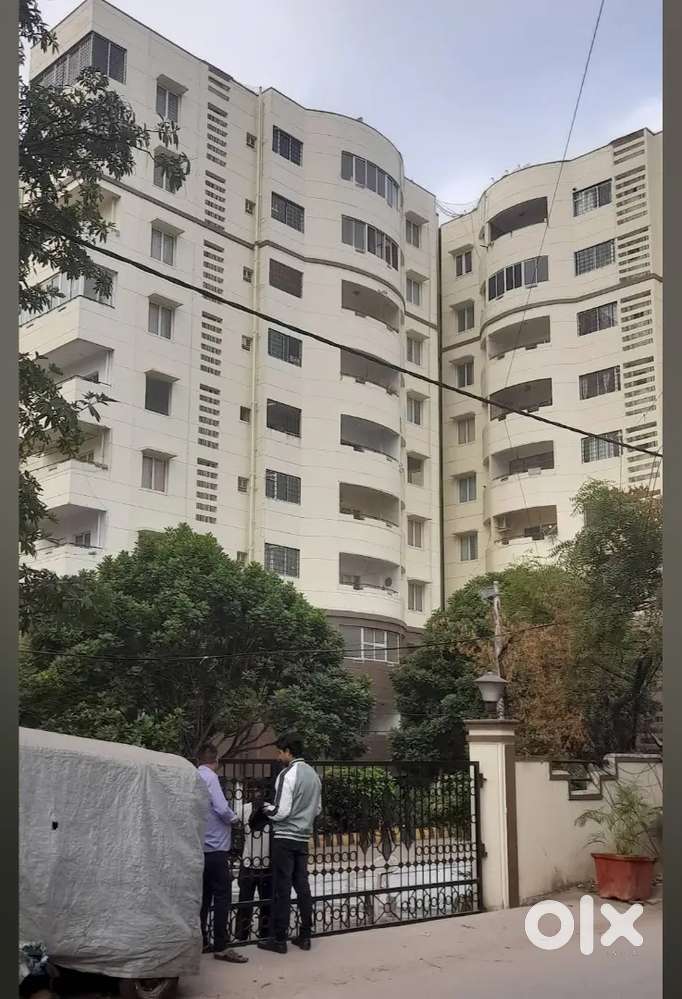 Men PG Accommodation in Shriram Srishti Apartment