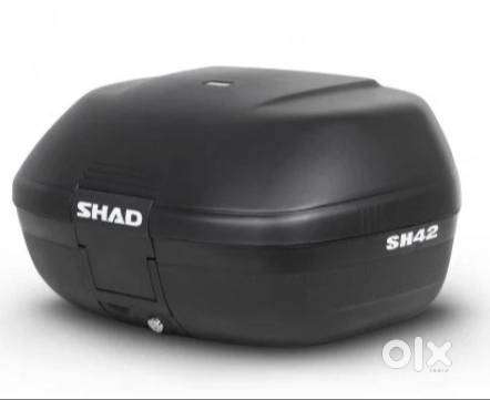 TOP BOX SHAD 42 + base plate and duke 390(2018) bracket