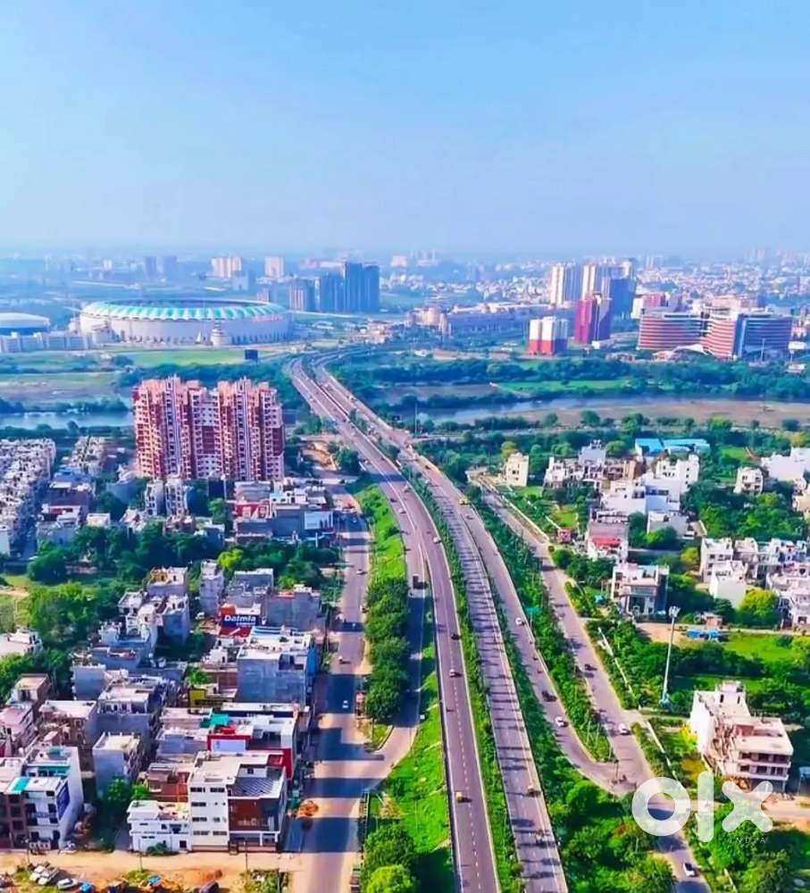 गोमती नगर एक्सटेंशन शालीमार वन वर्ल्ड के पास आवासीय प्लॉट