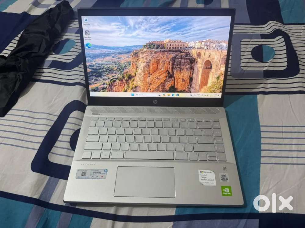 Hp Pavilion 10th Gen i5 processor laptop 16gb/1tbssd N Vidia graphics
